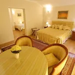 Πανσιόν Triana-adults Only 4*