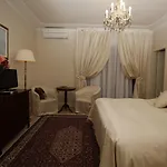 Triana-adults Only Ζαντάρ