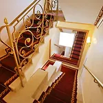 Πανσιόν Triana-adults Only