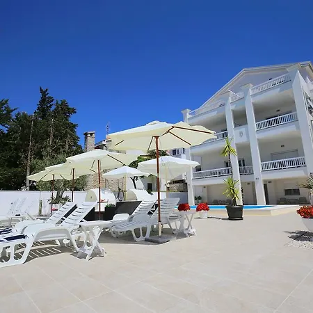 Gasthuis Triana-adults Only