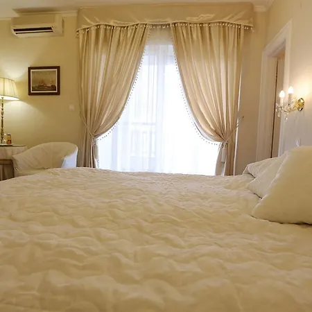 Konukevi Triana-adults Only