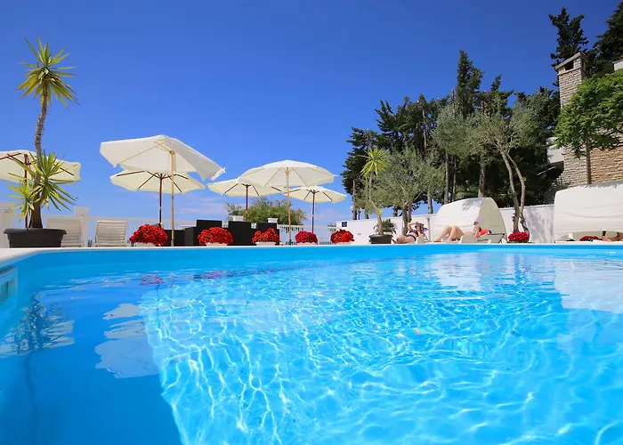 Triana-adults Only 4*