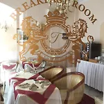 Triana-adults Only 4*