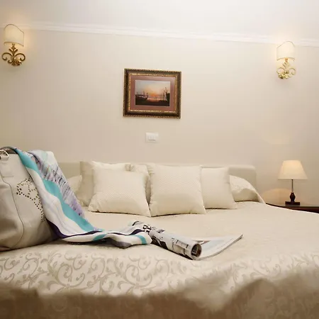 Triana-adults Only 4*