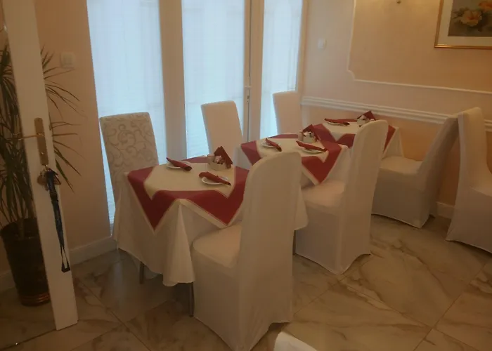 Triana-adults Only Гостевой дом 4*