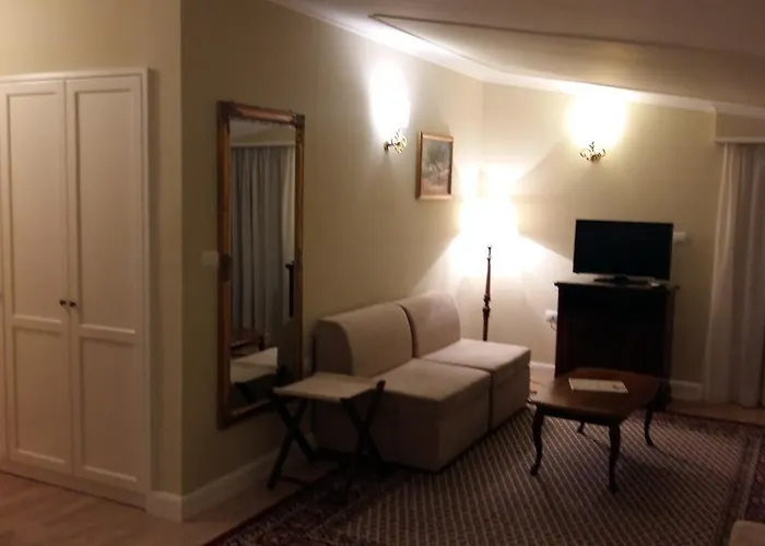 Triana-adults Only Pensión 4*